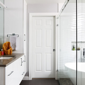 Diana & Simon's bathrooms