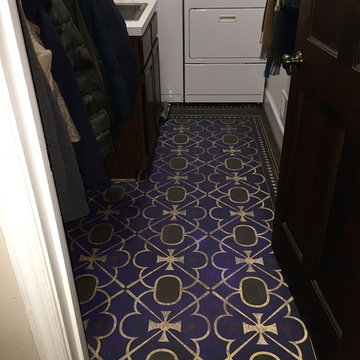 Laundry room with vinyl cloth
