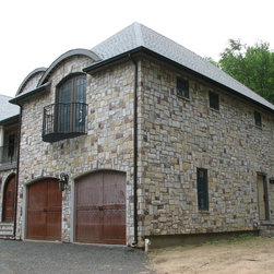 30%Split Grey 30%Split Field 20%Plum 10%Dark 10%Brown - Square & Strips 2 - Siding And Stone Veneer