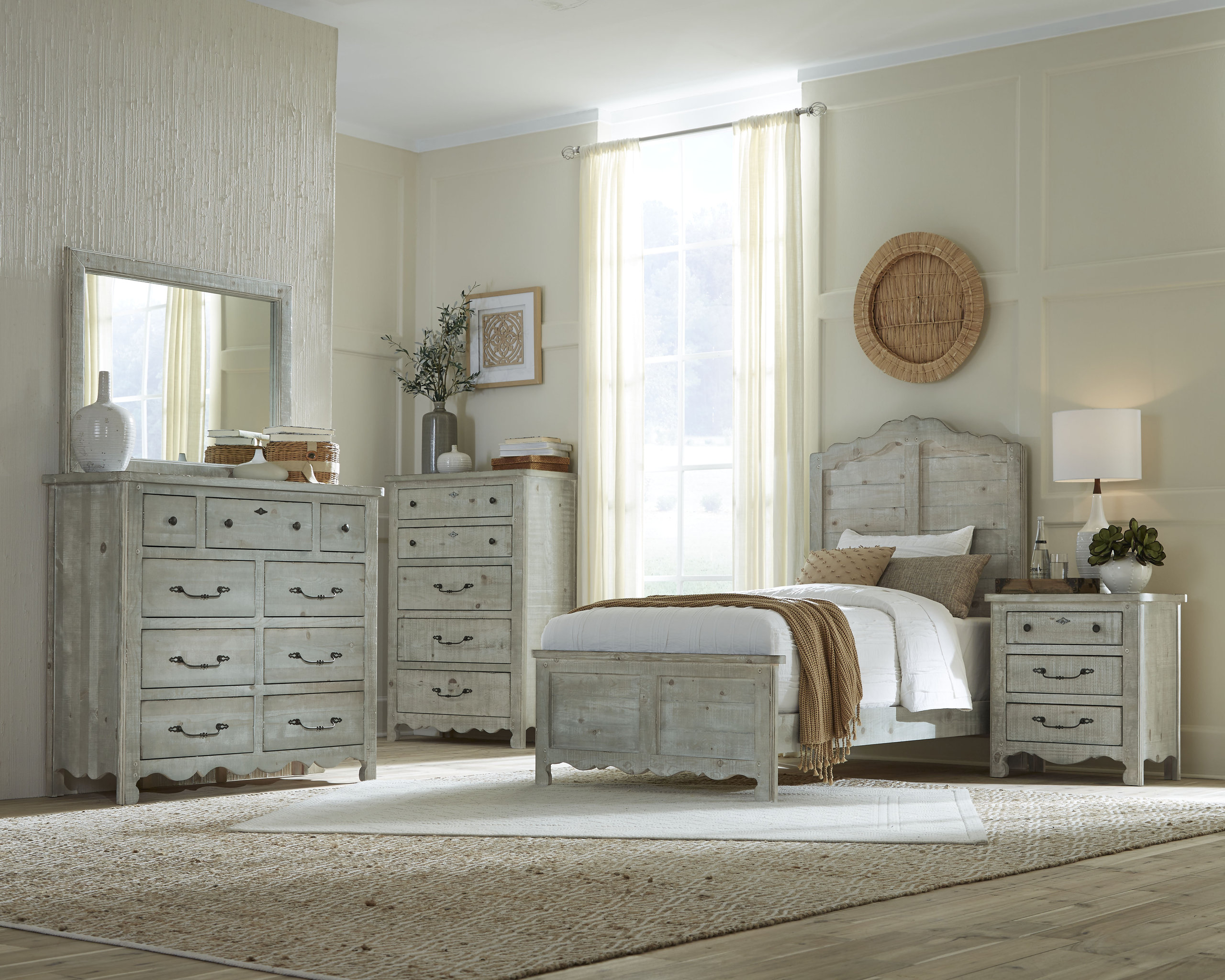 Drawer Dresser in Distressed Mint