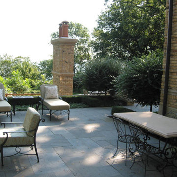 Courtyard Escape