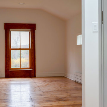 Farmhouse Loft & Bathrooms