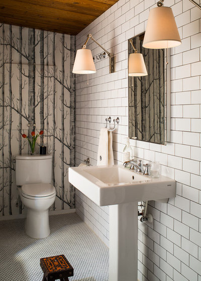 10 Ways to Mix and Match Tiles in the Bathroom