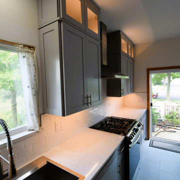 Grayslake Kitchen Remodel 22'