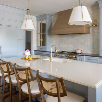 Parisian Lakes Kitchen