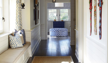 Making an Entrance: 10 Hallways With Heart