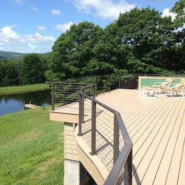 Meredith, NY: Bronze Aluminum Railing System