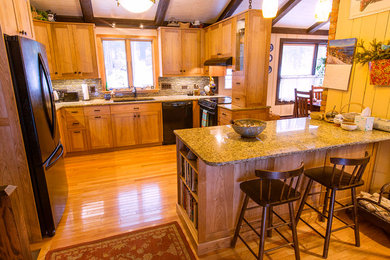 Inspiration for a craftsman kitchen remodel in New York