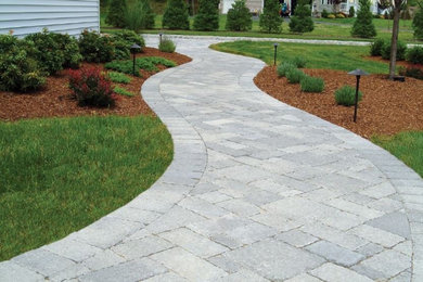 Inspiration for a landscaping in Bridgeport.