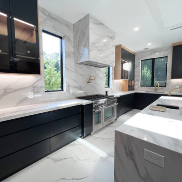 Paramus, NJ Ultra Modern Black And Light Oak Kitchen Project