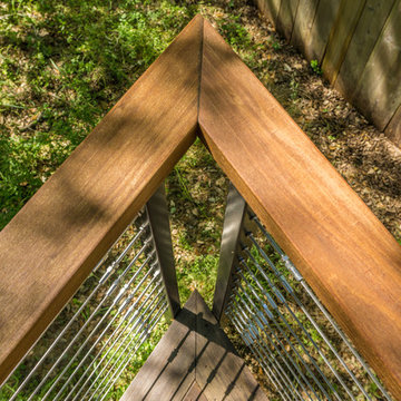 Georgian Oaks Deck (Dasso, Cable Railing)