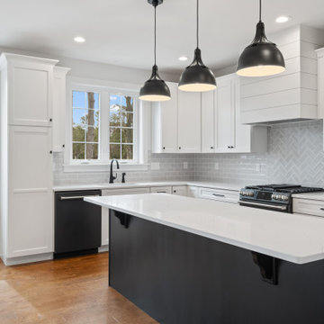 Lake Front Farmhouse in Medford, NJ