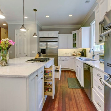 Sunset Lake Kitchen