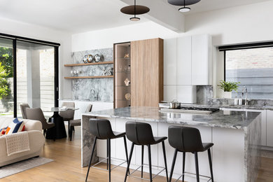 Inspiration for a contemporary kitchen remodel in Dallas