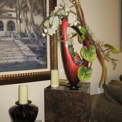 Modern Asian Ikebana - Home Decor