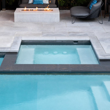 A Compact Modern Retreat