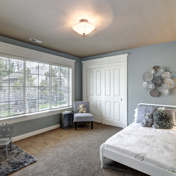 Lake Oswego Traditional Home