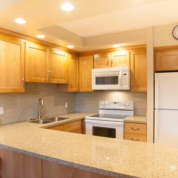 Papakea - Simple Contemporary/Transitional