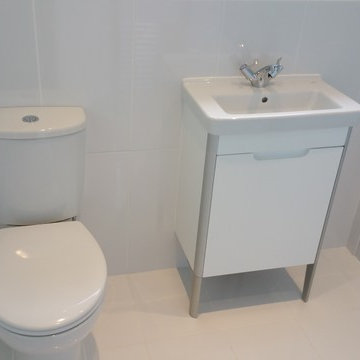 Small Bathroom Installation
