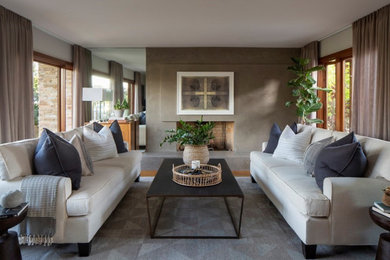Transitional living room photo in Orange County