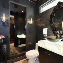 BLACK BATHROOM
