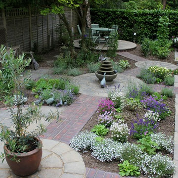 A Garden in the Leafy Suburbs