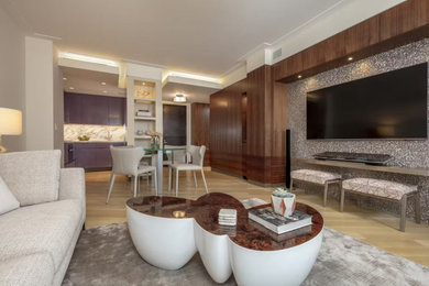 Living room photo in New York