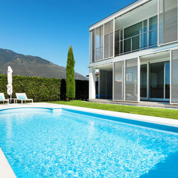 Swimming Pool Building Service