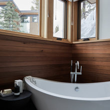 MB Master Bath 1st Floor