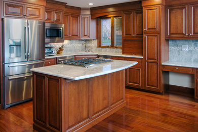 Inspiration for a traditional kitchen in Providence.