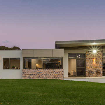 Contemporary home on large corner block
