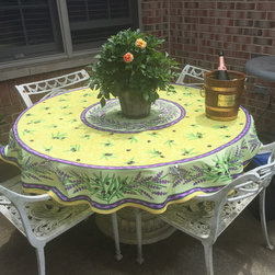 Outdoor dining - Tablecloths