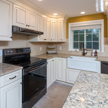 Traditional Dove Paint kitchen remodel w/brown glaze cabinet finish