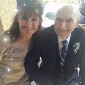 Laurie Hanson's photo