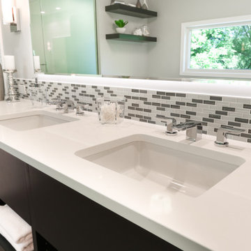Contemporary Master Bath in Deerfield