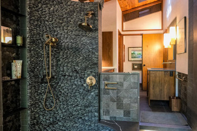 Inspiration for a rustic bathroom remodel in Grand Rapids