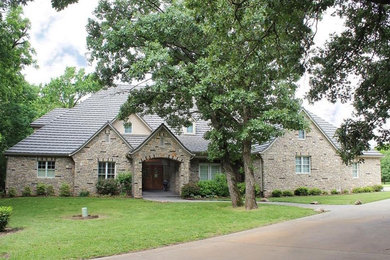 Exterior home idea in Other