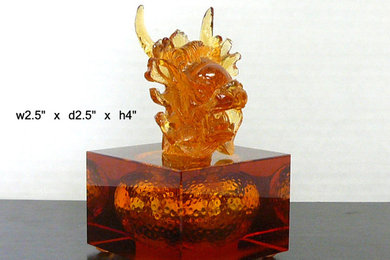 Chinese Crystal Glass Liuli Dragon Head Bottle