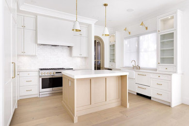 Kitchen photo in Vancouver