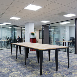 Tables de bureaux professionnels sur-mesure - Products