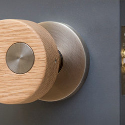 ModKnobs.com Oak Pivot Doorknob Set - Doorknobs