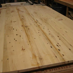 Nantucket reclaimed lumber heart pine counter top - Kitchen Countertops