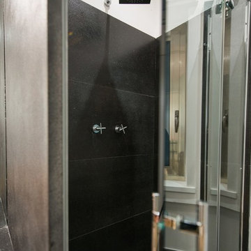 Seaview Penthouse - Bathroom