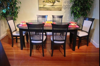 Dining room - contemporary dining room idea in Boston