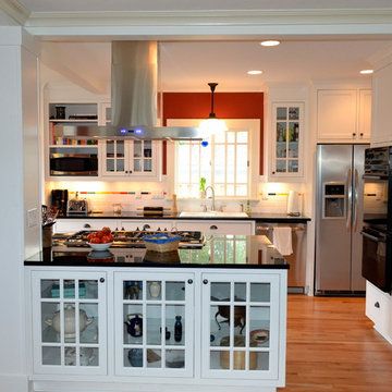 Traditional white kitchen