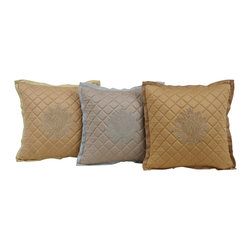 Vintage Elegenza - Decorative Pillows