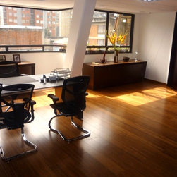 Secretar&iacute;a de ambiente Distrital - Bamboo Flooring