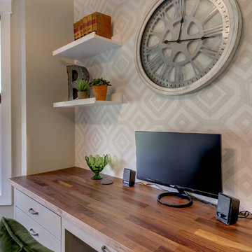 Happy Blue/White Home