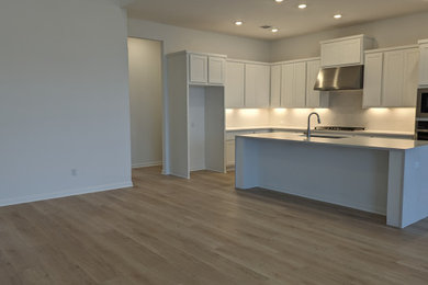 Transitional kitchen photo in Austin