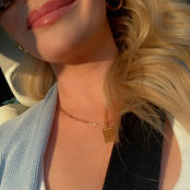 Kayla Bells foto